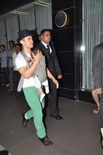 Aamir Khan snapped with baby Azad on 5th Aug 2012 (24).JPG
